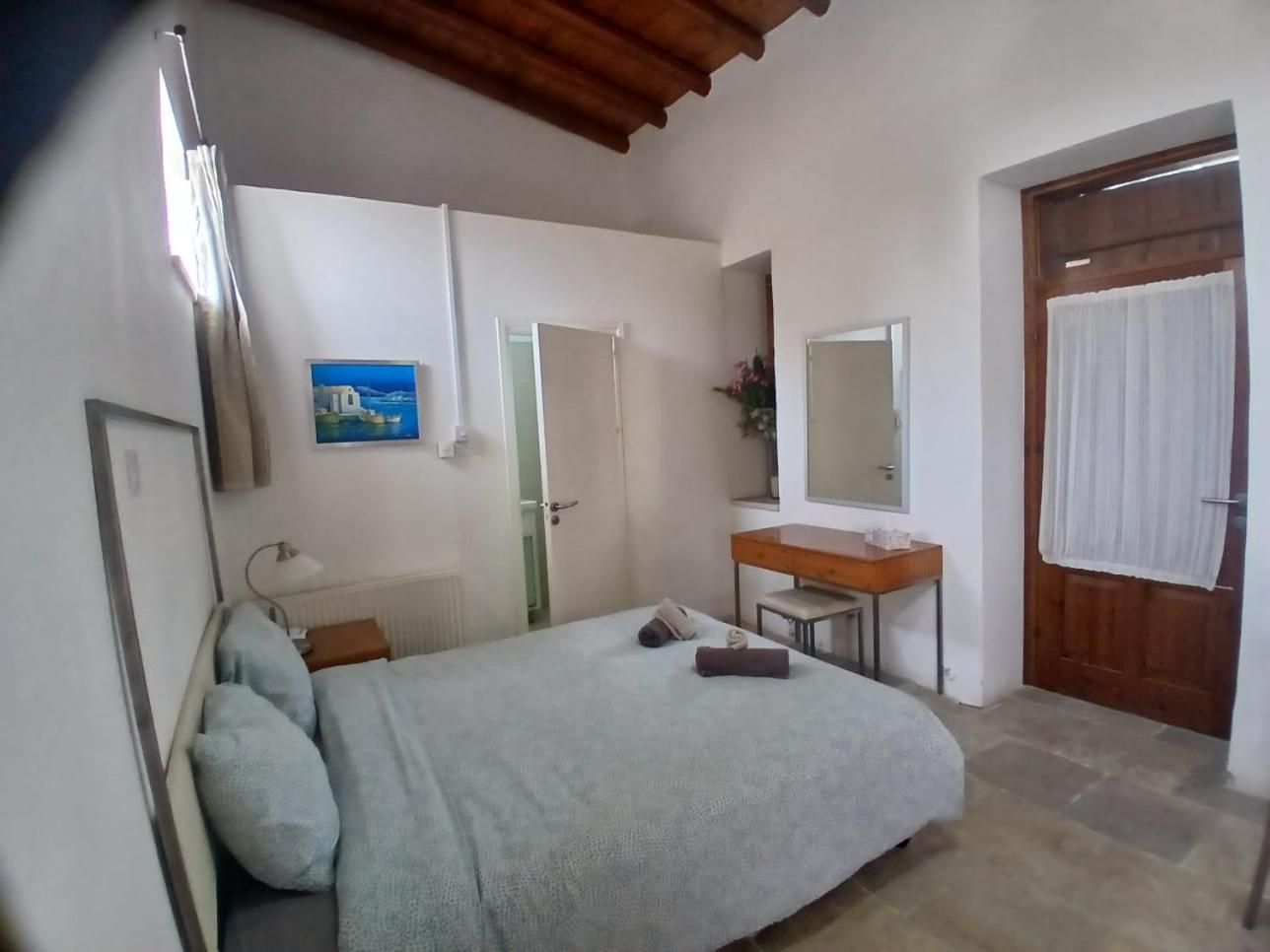 Poolside Escape Studio In Skarinou Village With Pool Facilities Ngoại thất bức ảnh